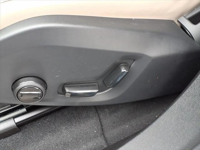 2026 Volvo XC90 Plus, B6 AWD Gas (mild hybrid), Gasoline, Bright, 7 Seats