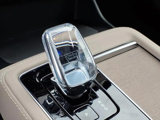 2026 Volvo XC90 Plus, B6 AWD Gas (mild hybrid), Gasoline, Bright, 7 Seats