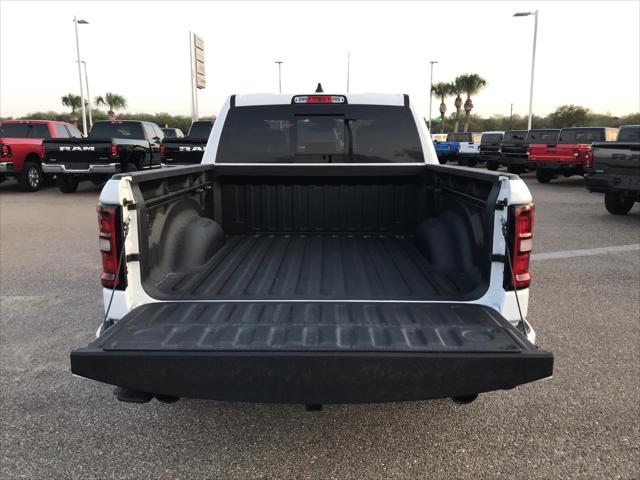 2026 Ram 1500 Lone Star Crew Cab 4x4 5'7" Box