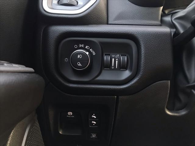 2026 Ram 1500 Lone Star Crew Cab 4x4 5'7" Box