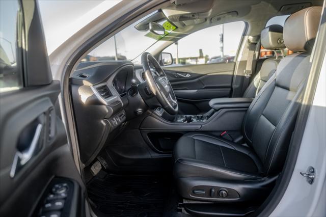 2023 GMC Acadia AWD SLT