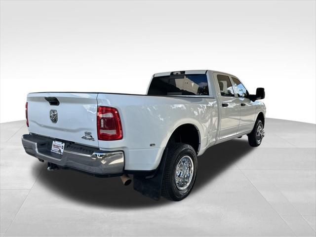 2024 RAM 3500 Tradesman Crew Cab 4x4 8 Box 2024 RAM 3500 Tradesman Crew Cab 4x4 8 Box
