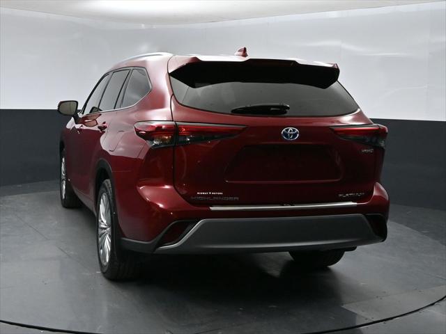 2023 Toyota Highlander Hybrid Platinum 2023 Toyota Highlander Hybrid Platinum