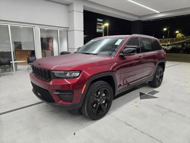 2025 Jeep Grand Cherokee GRAND CHEROKEE ALTITUDE 4X2