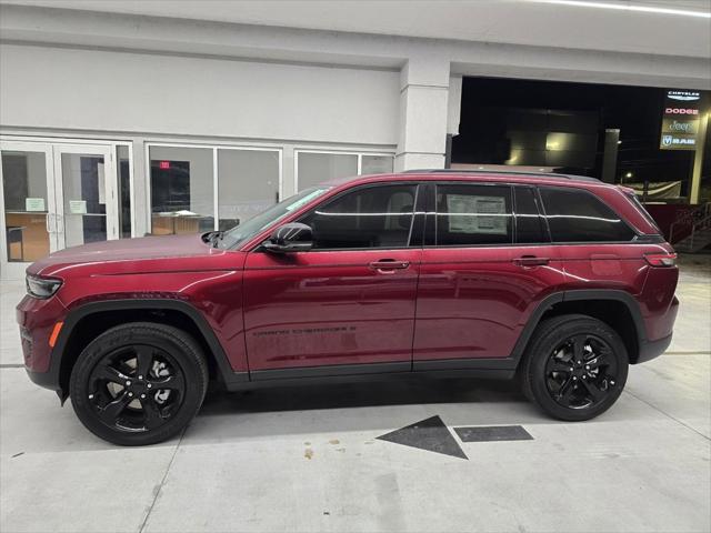 2025 Jeep Grand Cherokee GRAND CHEROKEE ALTITUDE 4X2