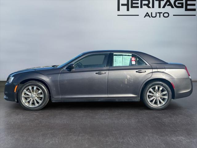 2019 Chrysler 300 Touring AWD