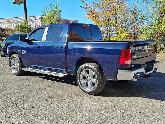 2019 RAM 1500 Classic Big Horn Crew Cab 4x4 57 Box 2019 RAM 1500 Classic Big Horn Crew Cab 4x4 57 Box