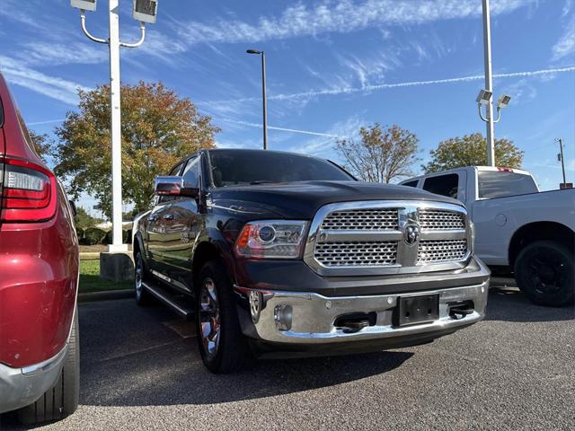 2018 RAM 1500 Laramie Crew Cab 4x4 57 Box