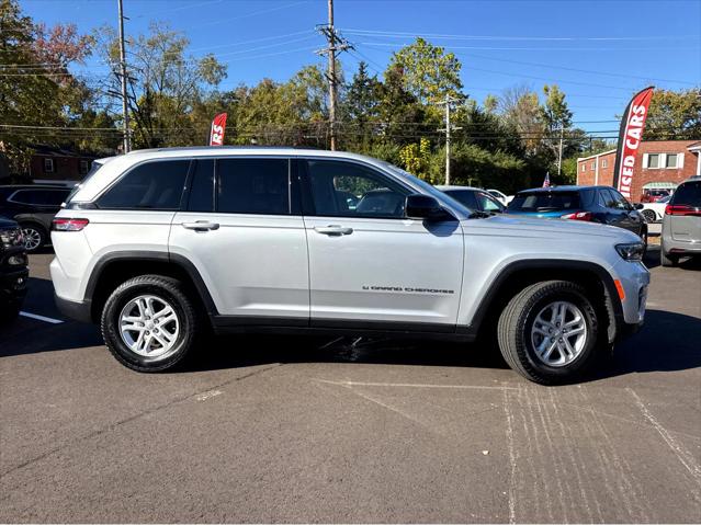 2023 Jeep Grand Cherokee Laredo 4x4