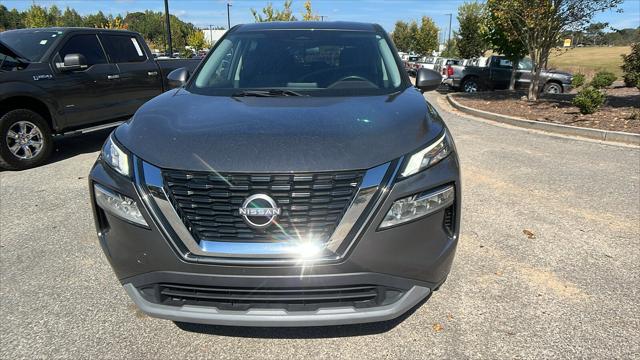 2022 Nissan Rogue SV FWD