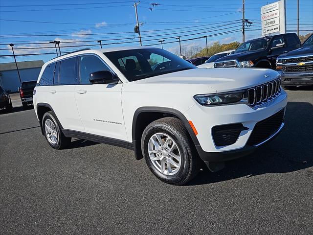 2025 Jeep Grand Cherokee Laredo X 4x4 2025 Jeep Grand Cherokee Laredo X 4x4