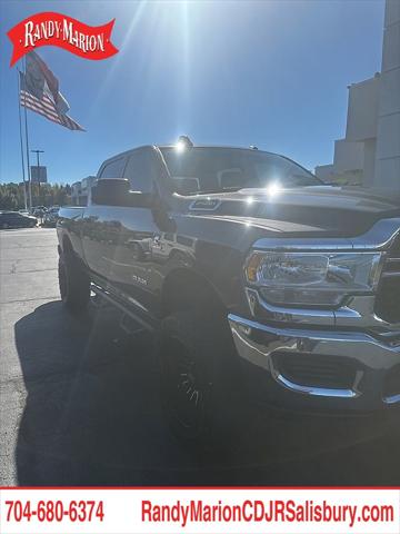 2020 RAM 2500 Tradesman Crew Cab 4X4 64 Box