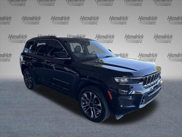 2023 Jeep Grand Cherokee Overland 4x2