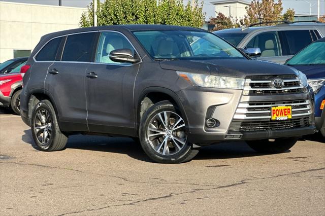 2019 Toyota Highlander LE 2019 Toyota Highlander LE