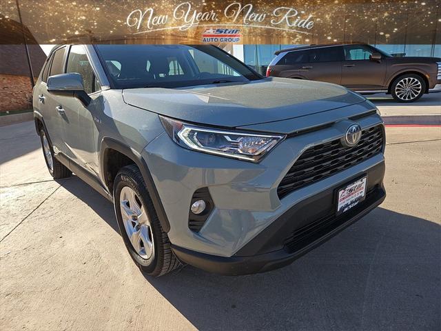 2020 Toyota RAV4 Hybrid XLE