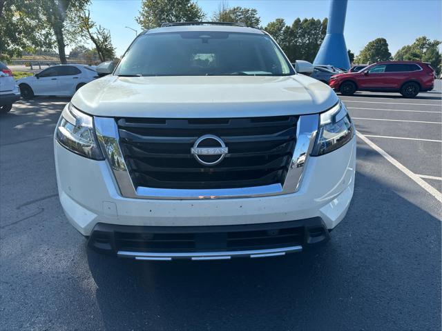 2024 Nissan Pathfinder Platinum 4WD 2024 Nissan Pathfinder Platinum 4WD