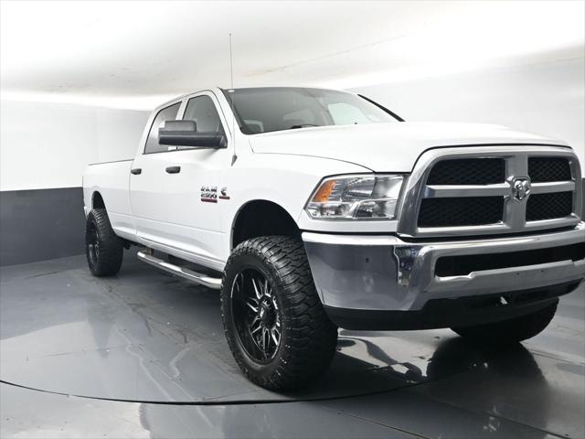 2017 RAM 2500 Tradesman Crew Cab 4x4 8 Box 2017 RAM 2500 Tradesman Crew Cab 4x4 8 Box
