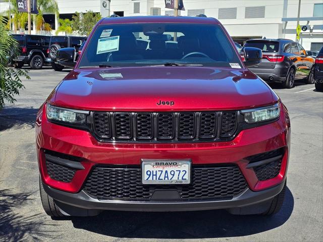 2023 Jeep Grand Cherokee Altitude 4x2