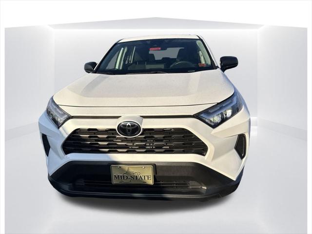 2024 Toyota RAV4 LE 2024 Toyota RAV4 LE