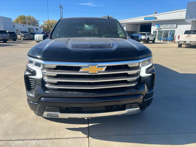 2022 Chevrolet Silverado 1500 4WD Crew Cab Short Bed High Country 2022 Chevrolet Silverado 1500 4WD Crew Cab Short Bed High Country