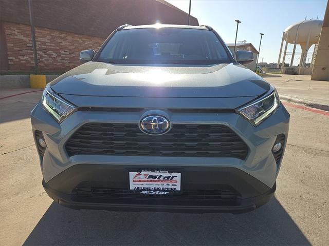 2020 Toyota RAV4 Hybrid XLE