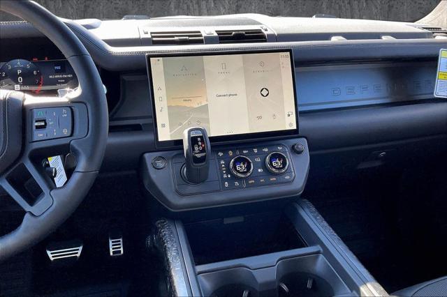 2026 Land Rover Defender OCTA