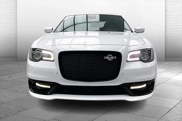 2023 Chrysler 300 300C