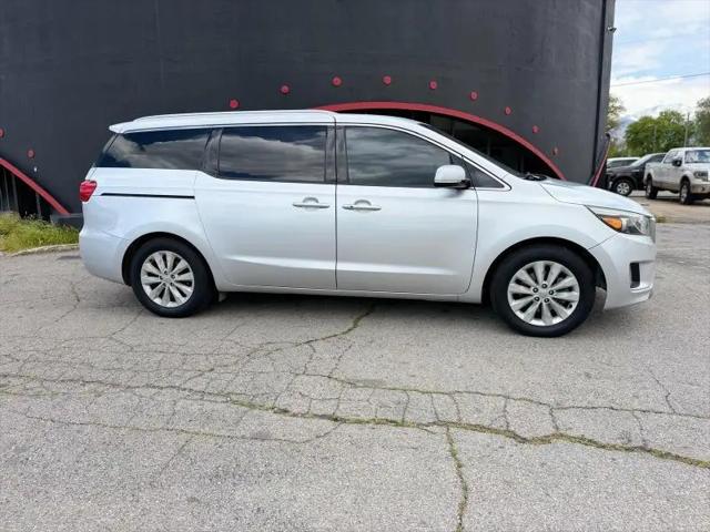2016 Kia Sedona EX