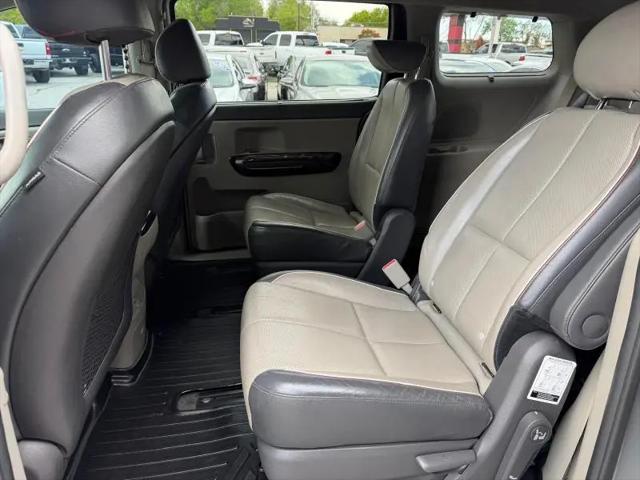 2016 Kia Sedona EX