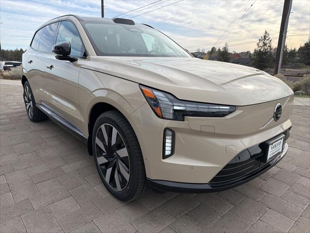 2025 Volvo X 90 Plus, Twin Motor, Fully electric, 7 Seats