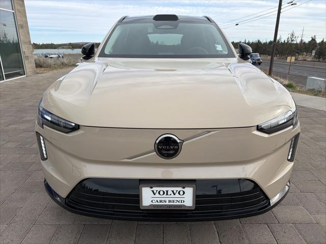 2025 Volvo X 90 Plus, Twin Motor, Fully electric, 7 Seats