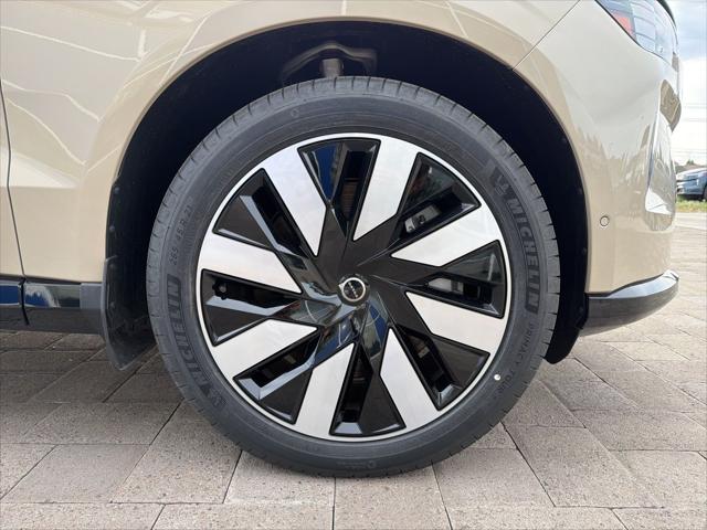 2025 Volvo X 90 Plus, Twin Motor, Fully electric, 7 Seats