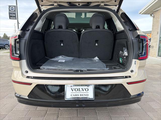 2025 Volvo X 90 Plus, Twin Motor, Fully electric, 7 Seats
