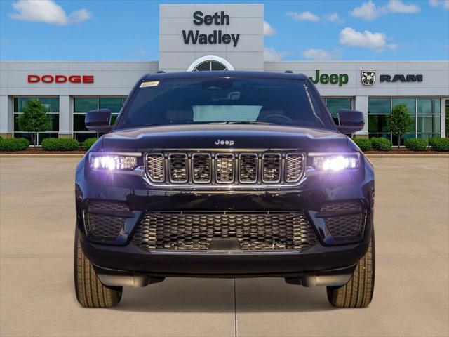 2025 Jeep Grand Cherokee Laredo X 4x4