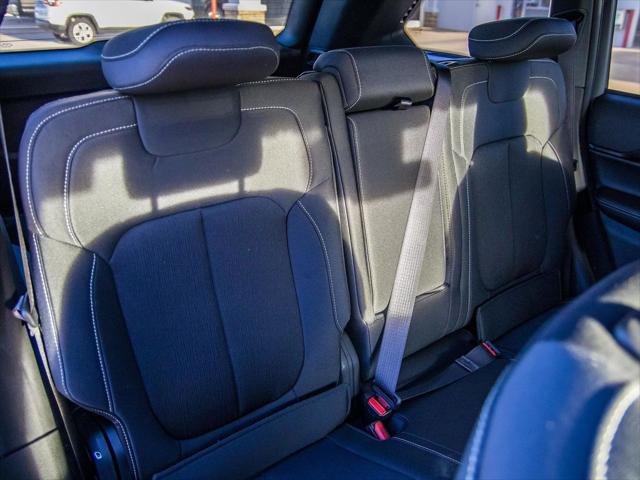2025 Jeep Grand Cherokee Laredo X 4x4