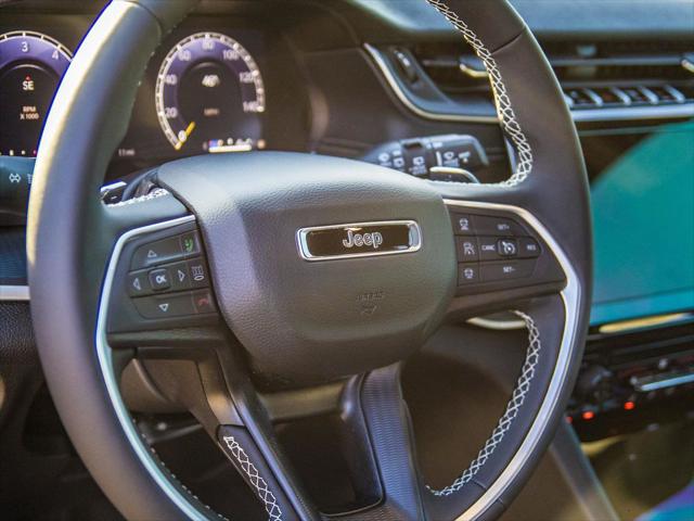 2025 Jeep Grand Cherokee Laredo X 4x4