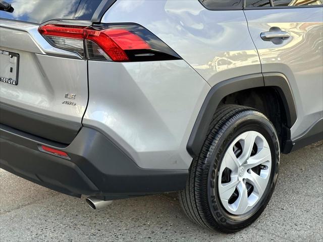 2024 Toyota RAV4 LE [10]