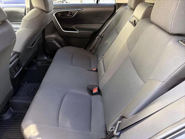 2024 Toyota RAV4 LE [14]