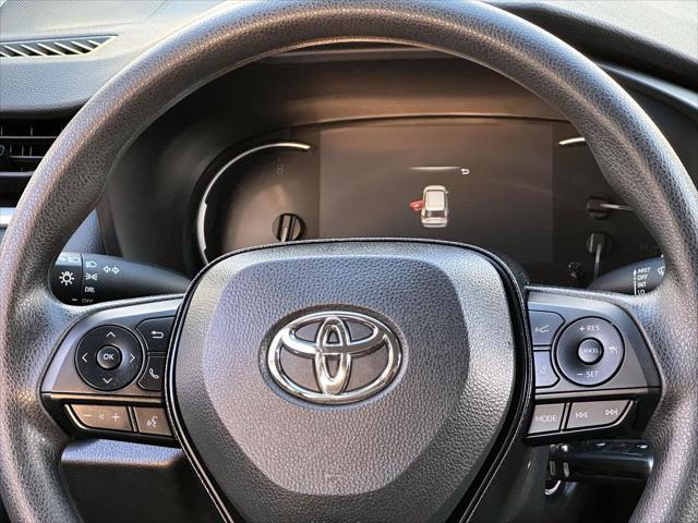 2024 Toyota RAV4 LE [17]