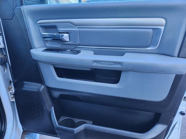 2019 Ram 1500 Classic Big Horn Crew Cab 4x4 57 Box