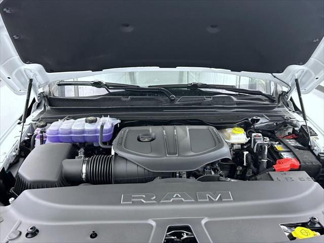 2026 Ram 1500 Warlock Crew Cab 4x4 57 Box