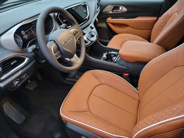 2026 Chrysler Pacifica Pinnacle AWD