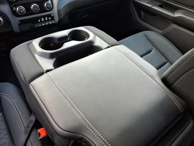 2026 Ram 1500 Tradesman Crew Cab 4x4 5'7" Box