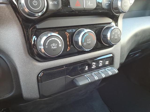 2026 Ram 1500 Tradesman Crew Cab 4x4 5'7" Box