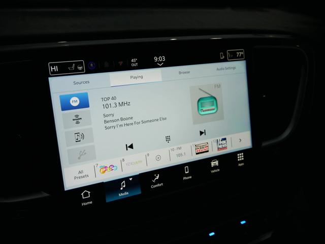 2026 Chrysler Pacifica Select AWD