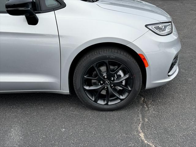 2026 Chrysler Pacifica PACIFICA LIMITED AWD