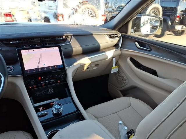 2025 Jeep Grand Cherokee Limited 4x4