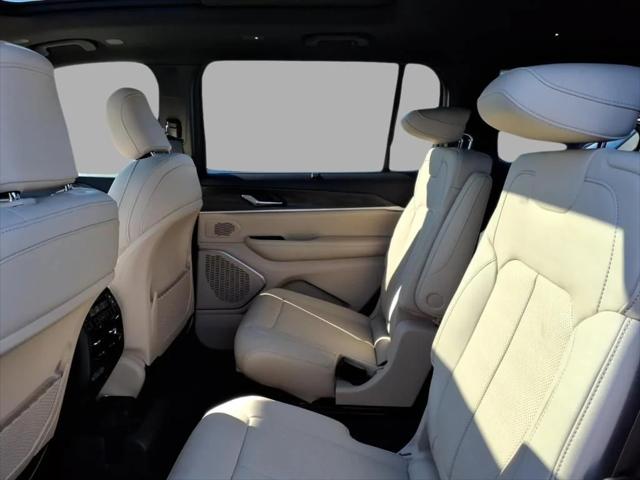 2025 Jeep Grand Cherokee Limited 4x4