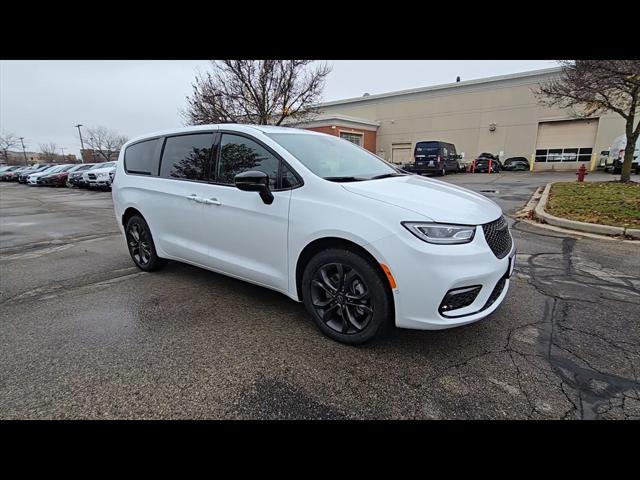 2026 Chrysler Pacifica PACIFICA SELECT AWD 2026 Chrysler Pacifica PACIFICA SELECT AWD