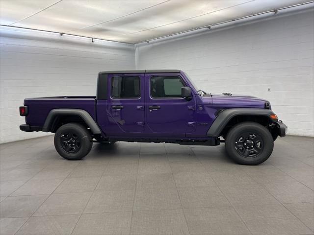 2026 Jeep Gladiator GLADIATOR SPORT 4X4 2026 Jeep Gladiator GLADIATOR SPORT 4X4